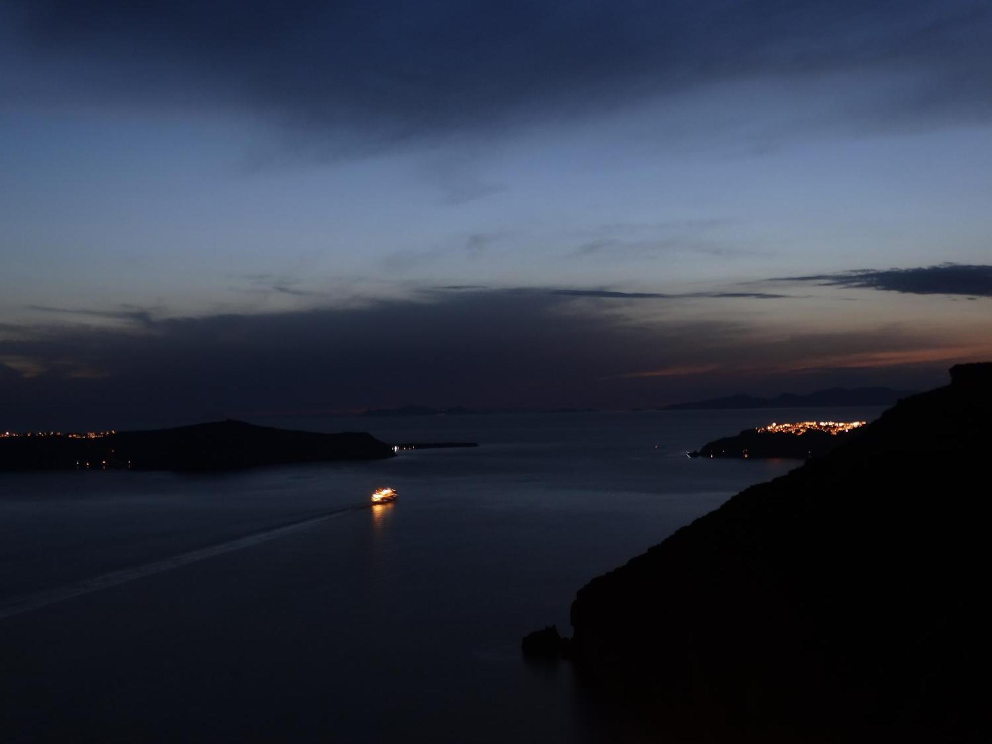 Yposkafo Suites - Villa - Santorini Fira  Exteriér fotografie