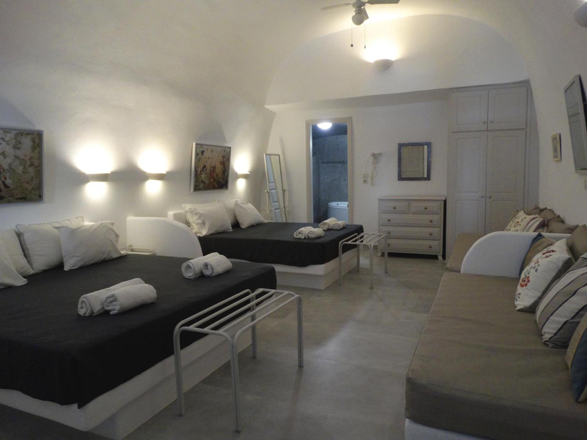 Yposkafo Suites - Villa - Santorini Fira  Exteriér fotografie